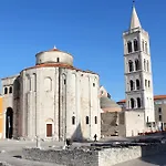 By The Sea - 21958 Zadar